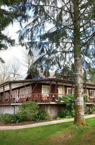 Hotel Lake Quinault Lodge