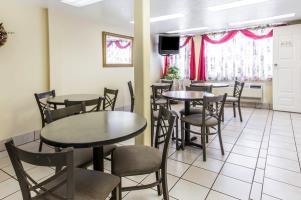 Hotel Rodeway Inn