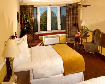 Hotel Historic Santa Maria Inn