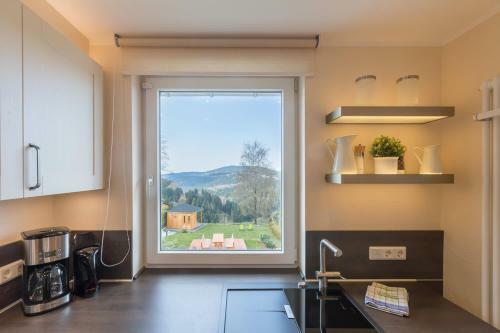 Landh�user Bergwiese - Ferienhaus H�henblick