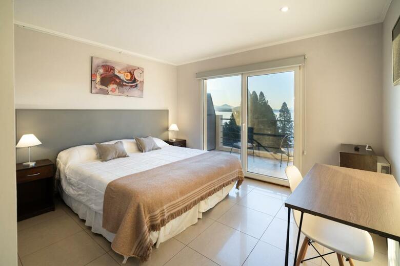 Nbh Lacus Boutique Hotel