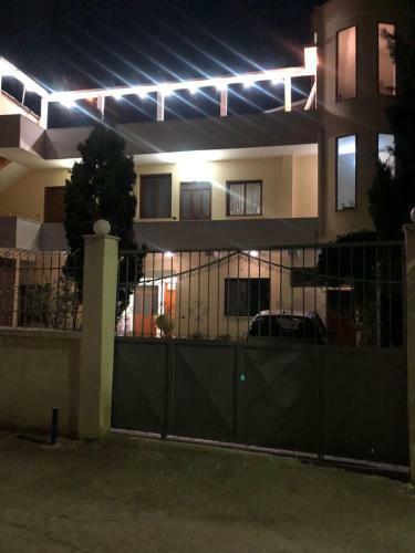 Hostal Fati Guest House