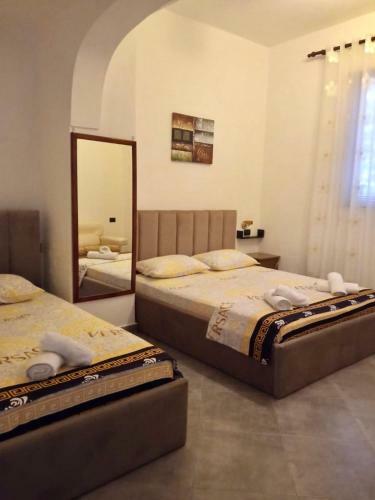 Hostal Fati Guest House