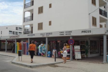 Apartamentos Bahia De San Antonio