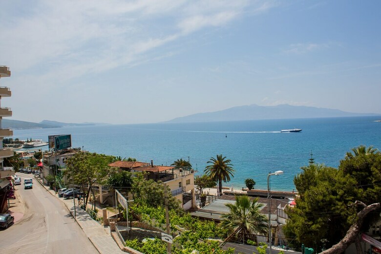 Hotel Kapllani