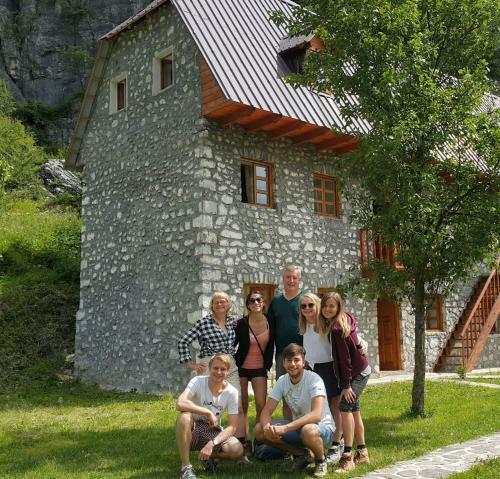 Hostal Bujtina Berishta Theth