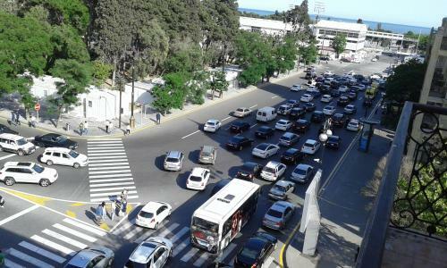Apartamento Azadlig Street 3