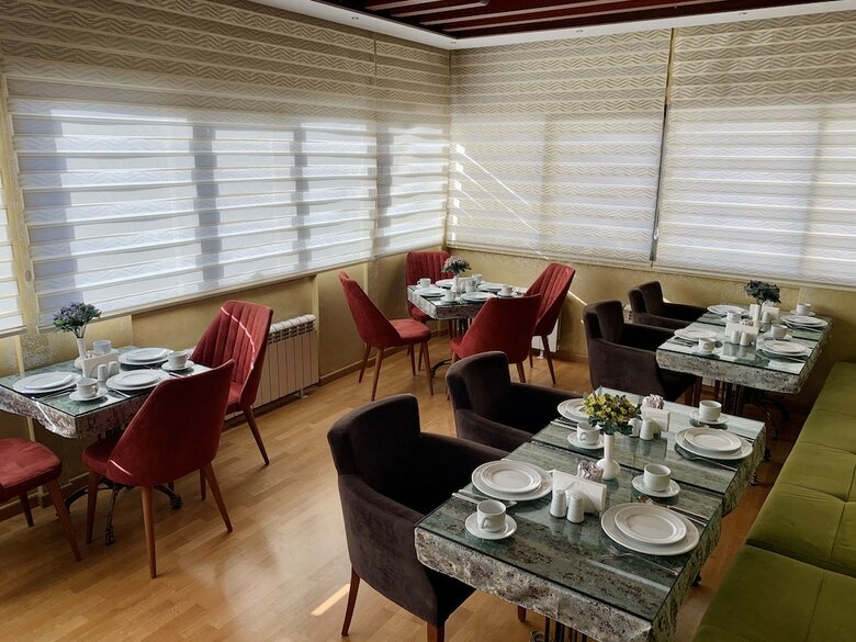 Clover Hotel Baku