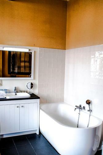 Hostal Guest House Huyze Die Maene