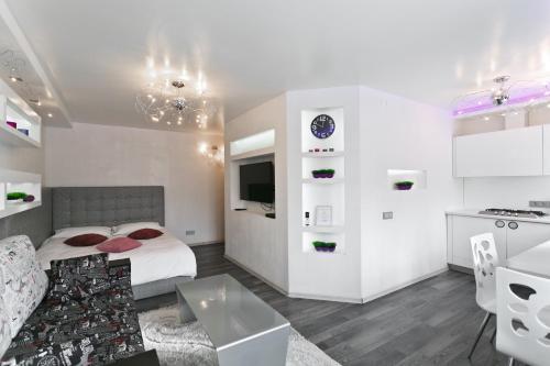 Minsklux Apartment 2