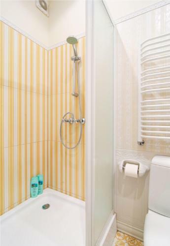 10 Apartment On Ploshad Pobedi