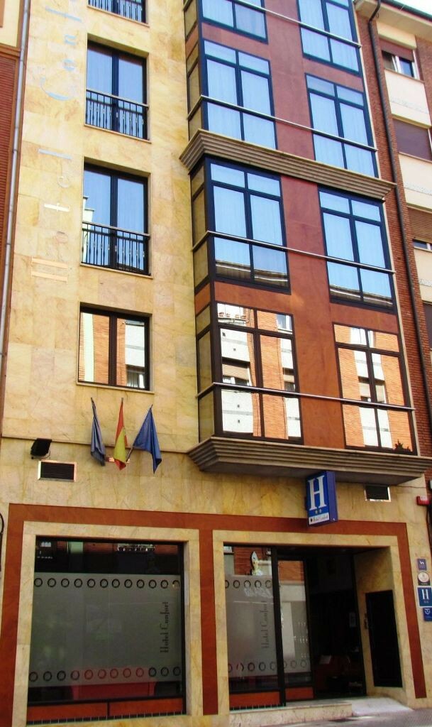 Hotel Confort Oviedo
