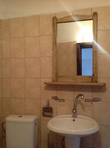 Hostal Bazoteva House
