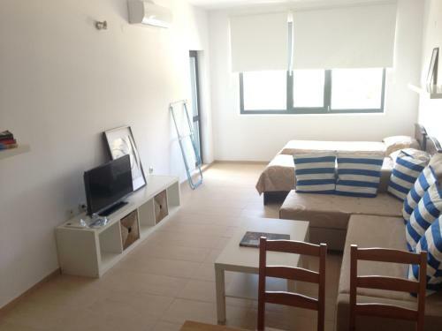 Dilov Apartments In Yalta Golden Sands