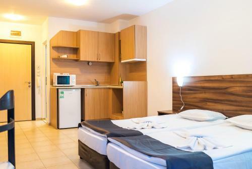 Aparthotel Admiral Plaza Hotel