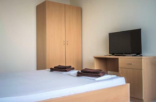Moreto Luxury Apartments - Full Board