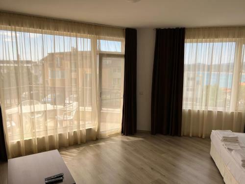 Family Hotel Dreams