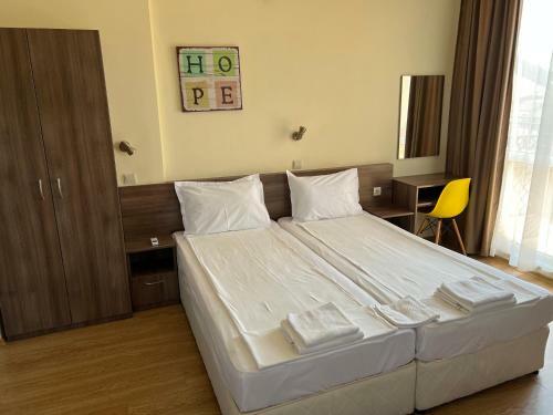 Family Hotel Dreams