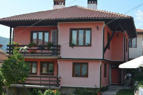 Hostal Jana's House