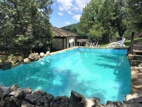 Dzhelepova Guest House- Pool Access