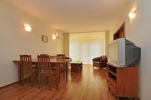 Apartments In Semiramida Gardens
