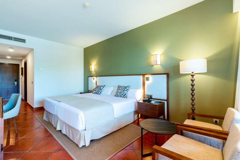 Puerto Antilla Grand Hotel