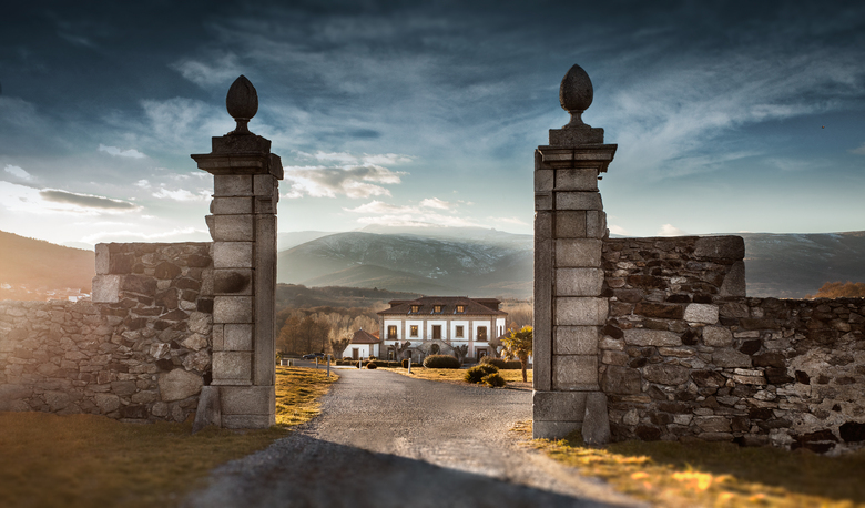 Hotel Iz�n Puerta De Gredos