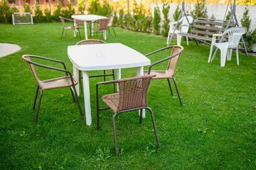 Hostal Guest House Tedi