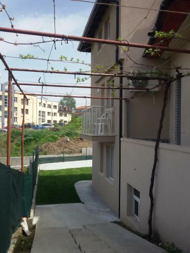 Hostal Guest House Tedi