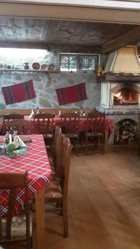 Hostal Guest House Todorini Kashti