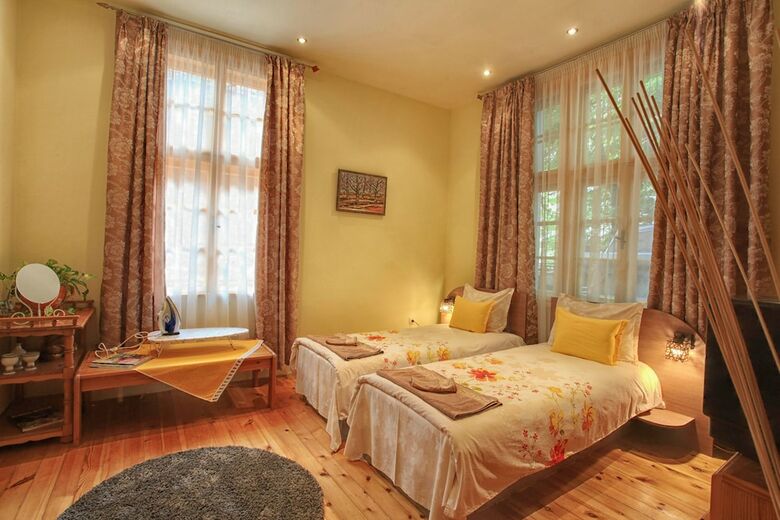 Hostal Guesthouse Tomovi