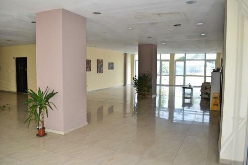 Semiramida Garden Apartment Eh