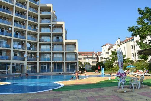 Semiramida Garden Apartment Eh