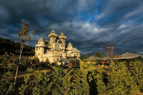 Hotel Royal Valentina Castle