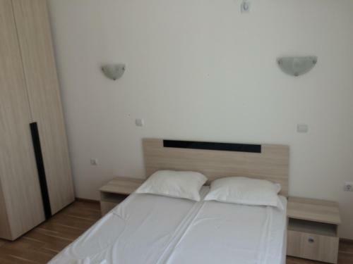 Solar Apartments In Diamond Bay