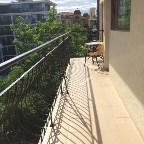 Solar Apartments In Diamond Bay