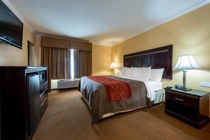Hotel Comfort Inn & Suites