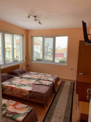 Hostal Guest House Emona