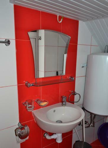 Hostal Guest House Emona