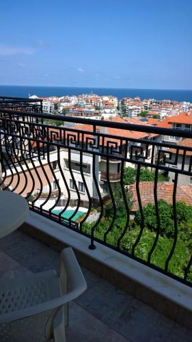 Hostal Elinor Guest House