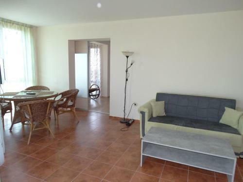 Aparthotel Chateau Del Marina Apart Complex