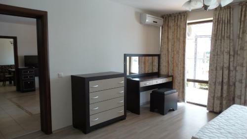 Aparthotel Chateau Del Marina Apart Complex