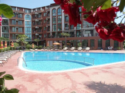 Aparthotel Chateau Del Marina Apart Complex