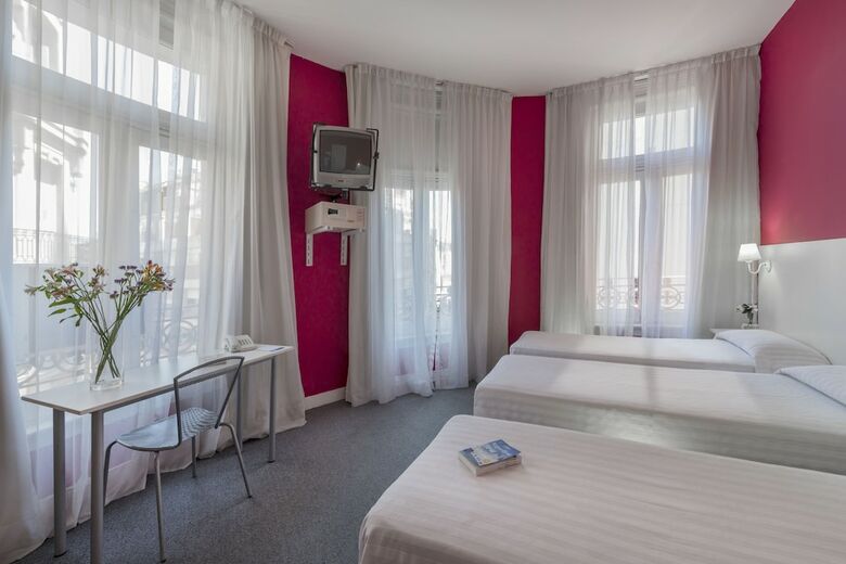 Hotel Crisol Mundial
