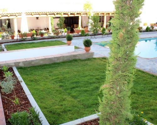 Hotel Entreolivos
