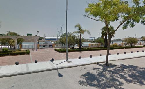 Apartment In Puerto De Santa Maria 100785