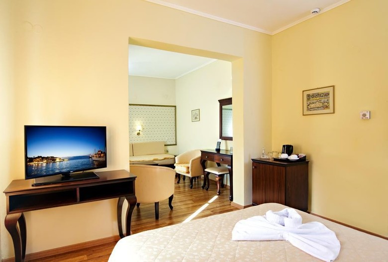 Halepa Hotel