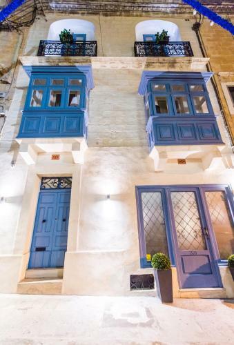 Hostal Backstage Boutique Townhouse
