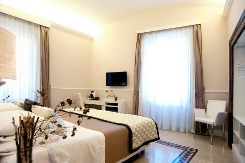 Hostal La Mongolfiera Rooms In Navona