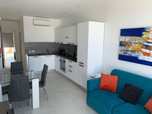 Apartamento Sea View Penthouse Mellieha Bay